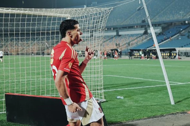 إمام عاشور ينقش اسمه كأفضل هداف في الدوري المصري لموسم 2024-2025