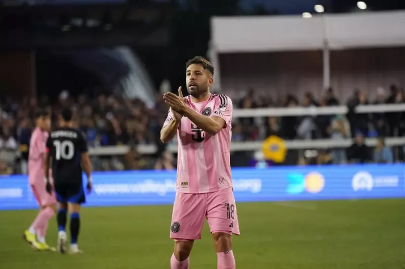 غيابات مؤثرة: ماسكيرانو يكشف عن عدم مشاركة 3 لاعبين رئيسيين، بينهم ألبا، في مباراة إنتر ميامي ضد الأهلي