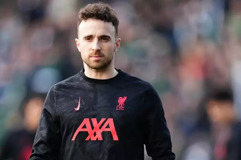 فيديو يظهر موقع الحادث المأساوي الذي أودى بحياة جوتا والسيارة المتفحمة بالكامل